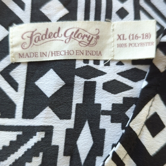 Faded Glory High Low Sleeveless Top XL Black White Pattern - Picture 2 of 14